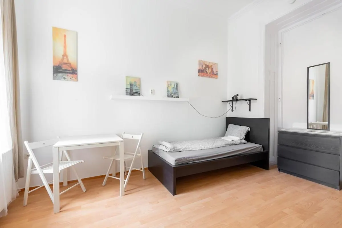 Kz10G Kazinczy Utca 6 Guests Apartment Budapesta Ungaria